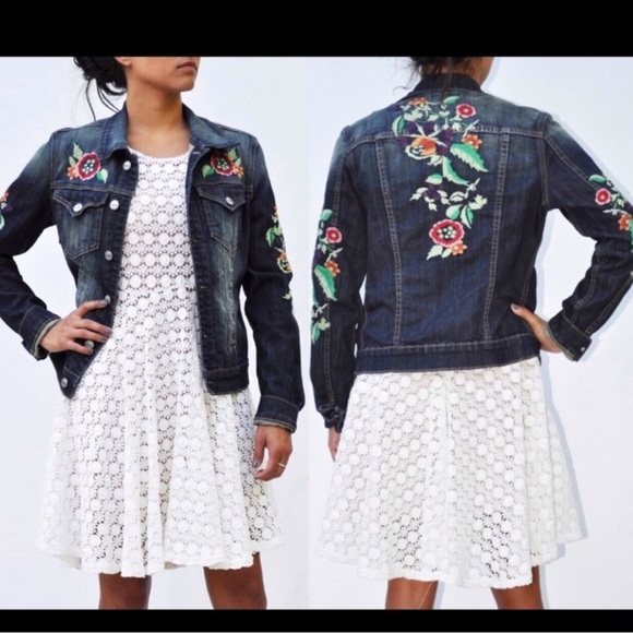 DRIFTWOOD Jackets & Blazers - Driftwood Maryah Floral Embroidered Boho Jean Jacket Medium
